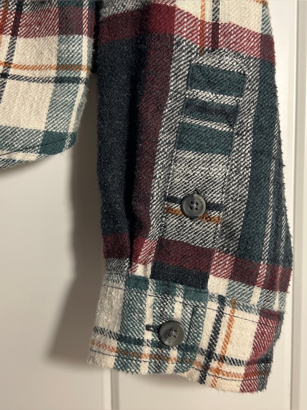 American Eagle shirt women’s XL Cropped plaid flannel XL crop top maroon green - Picture 9 of 16